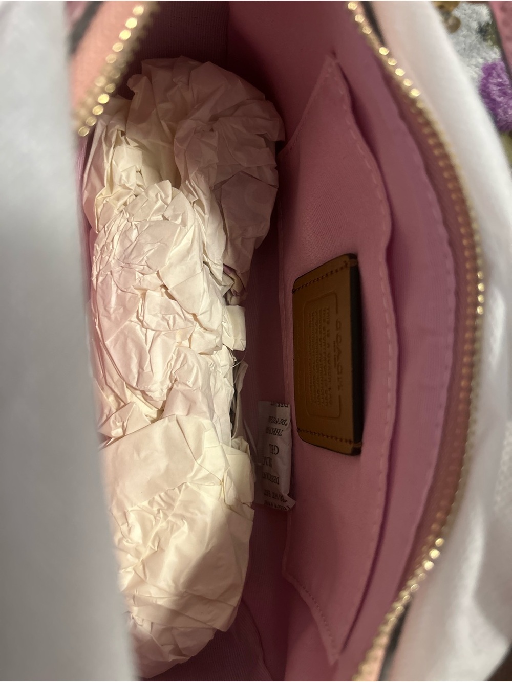 Coach Small pink Shoulder Bag - Picture 4 of 6